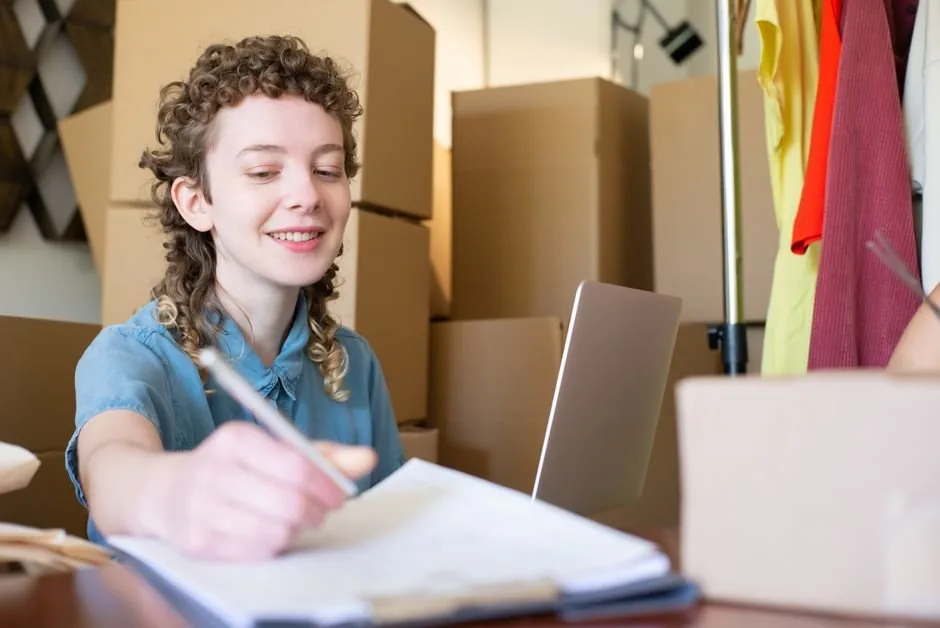 Plan Contable E-commerce: Guía de Asientos Principales